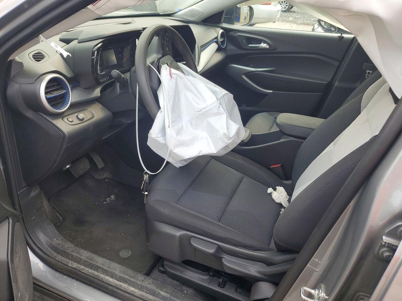 KL77LFEP4TC093054 · 2026 CHEVROLET TRAX · 7/13