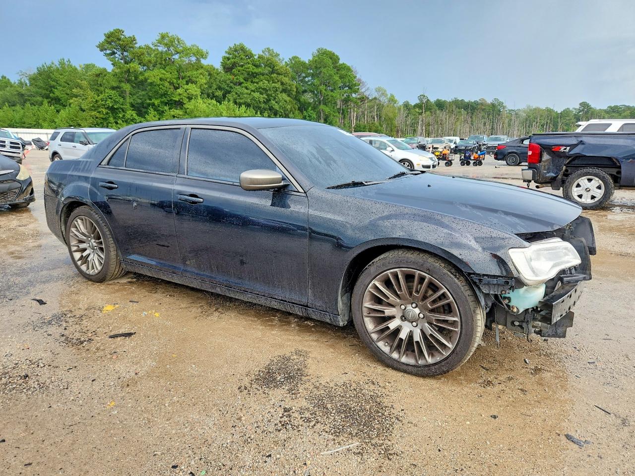 2C3CCADG5DH727366 · 2013 CHRYSLER 300C · 4/12
