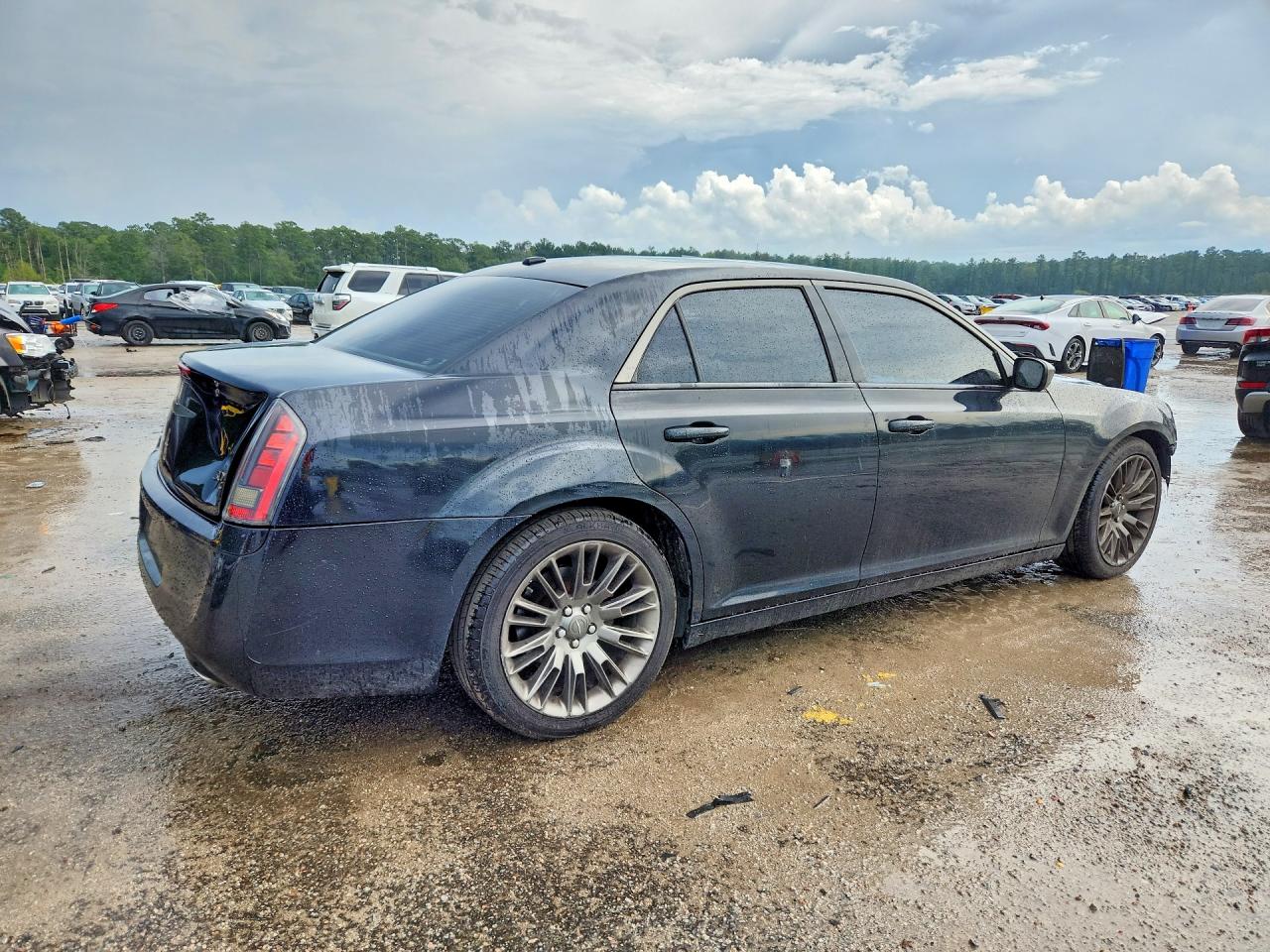 2C3CCADG5DH727366 · 2013 CHRYSLER 300C · 3/12