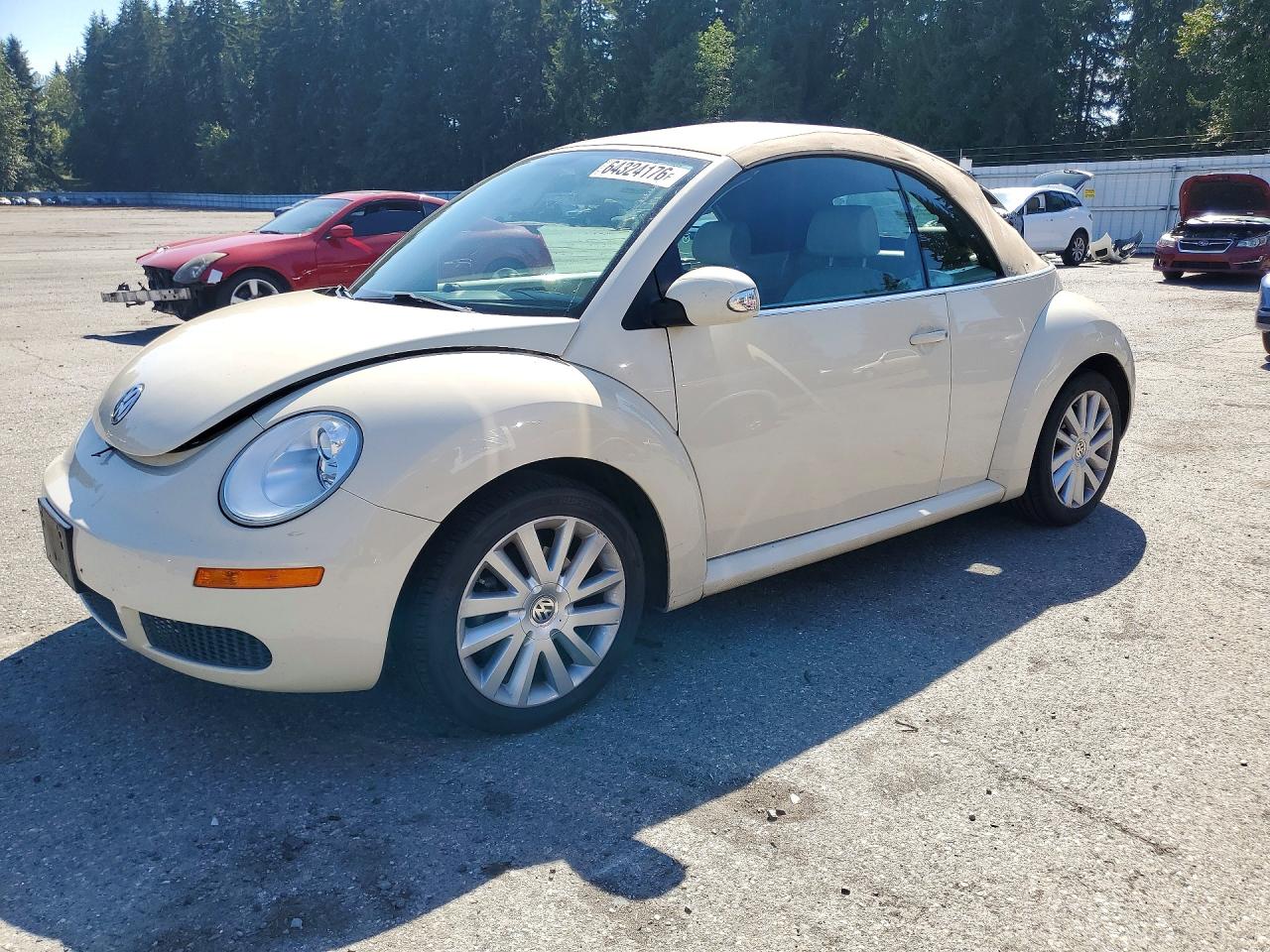 3VWRF31Y68M402252 · 2008 VOLKSWAGEN NEW BEETLE