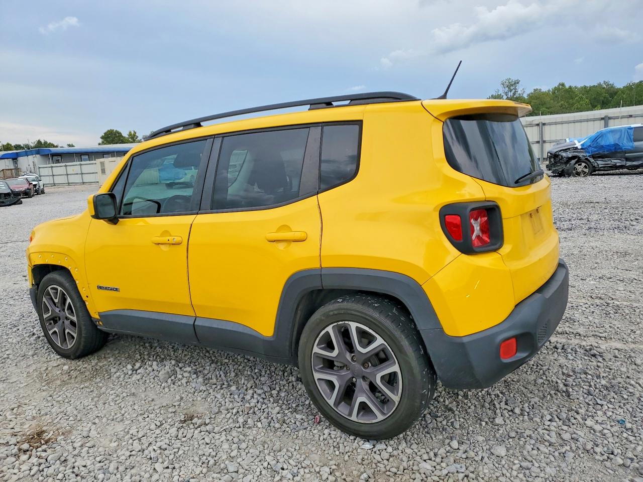 ZACCJABT4FPC18646 · 2015 JEEP RENEGADE · 2/13