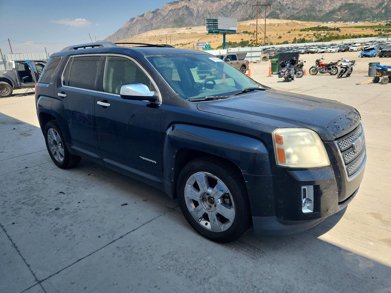 2CTFLWE55B6249028 · 2011 GMC TERRAIN · 4/12