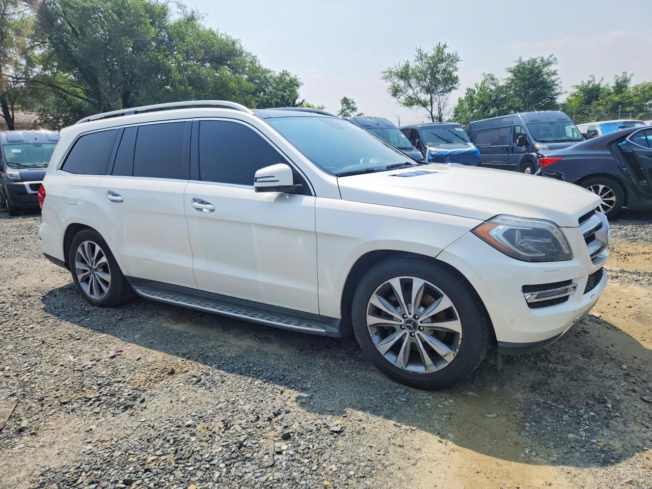 4JGDF7CE7EA309722 · 2014 MERCEDES-BENZ GL · 4/14