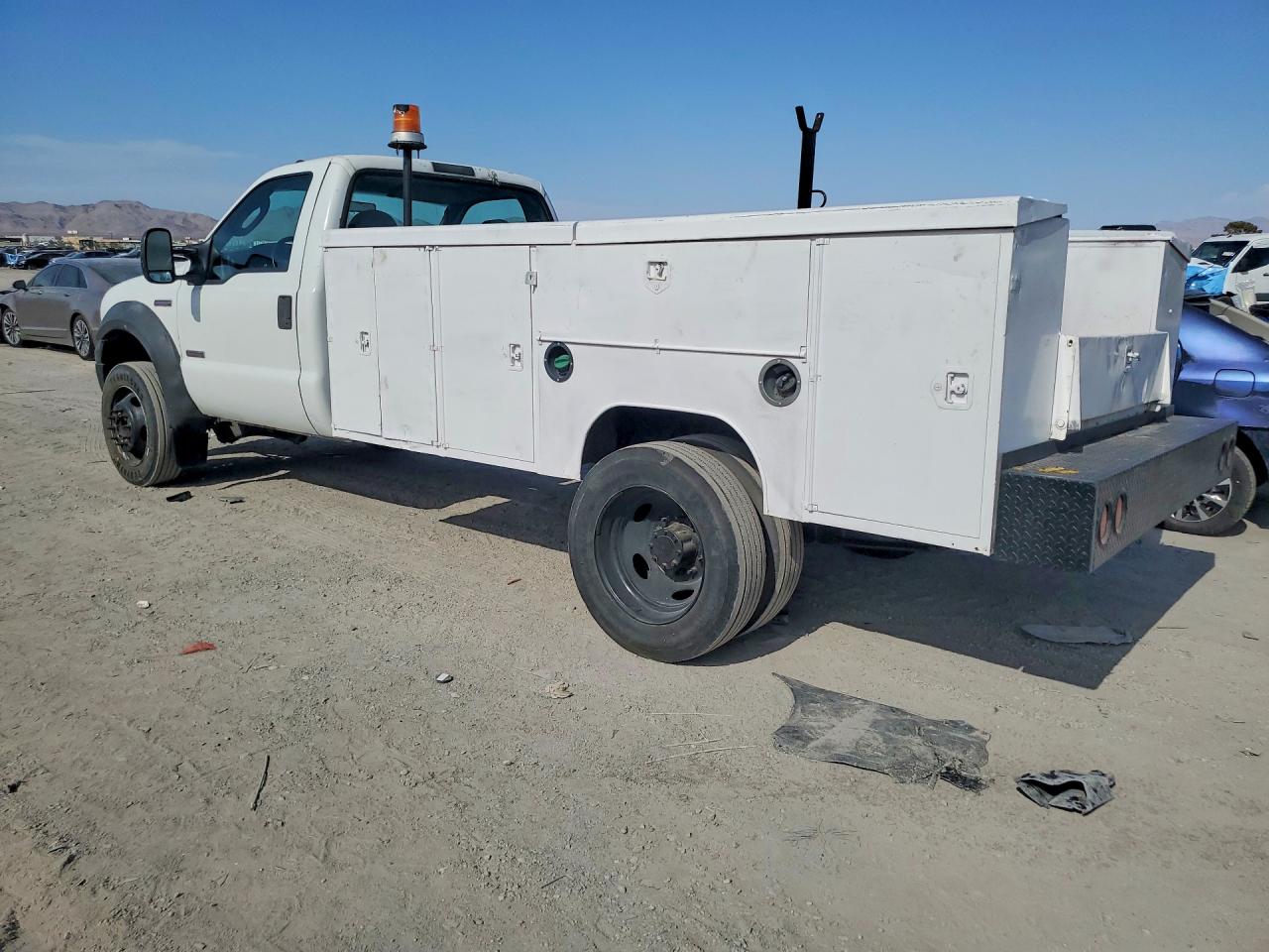 1FDXF46PX5EC14279 · 2005 FORD F450 · 2/12