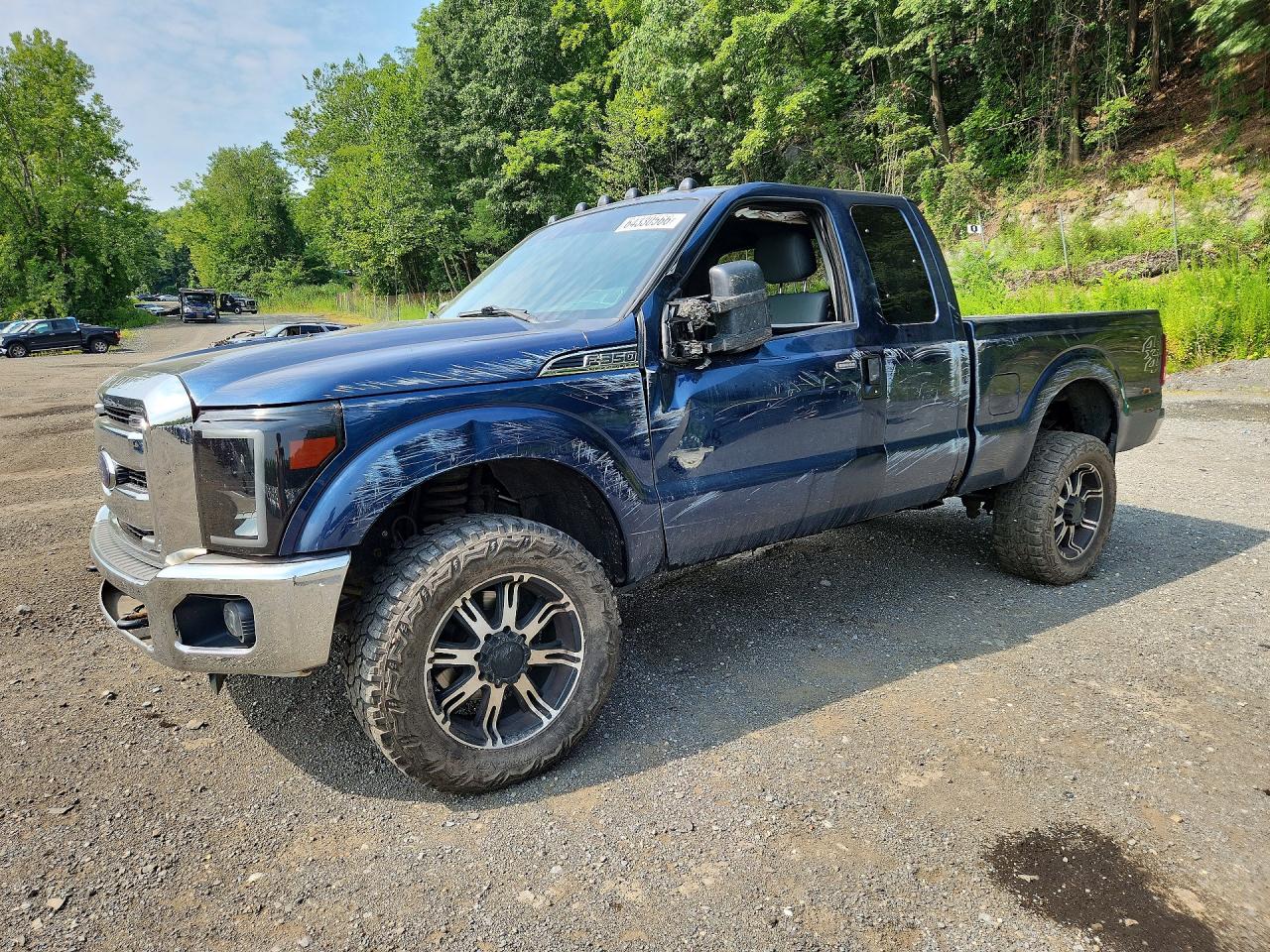 1FT8X3BTXEEB38937 · 2014 FORD F350