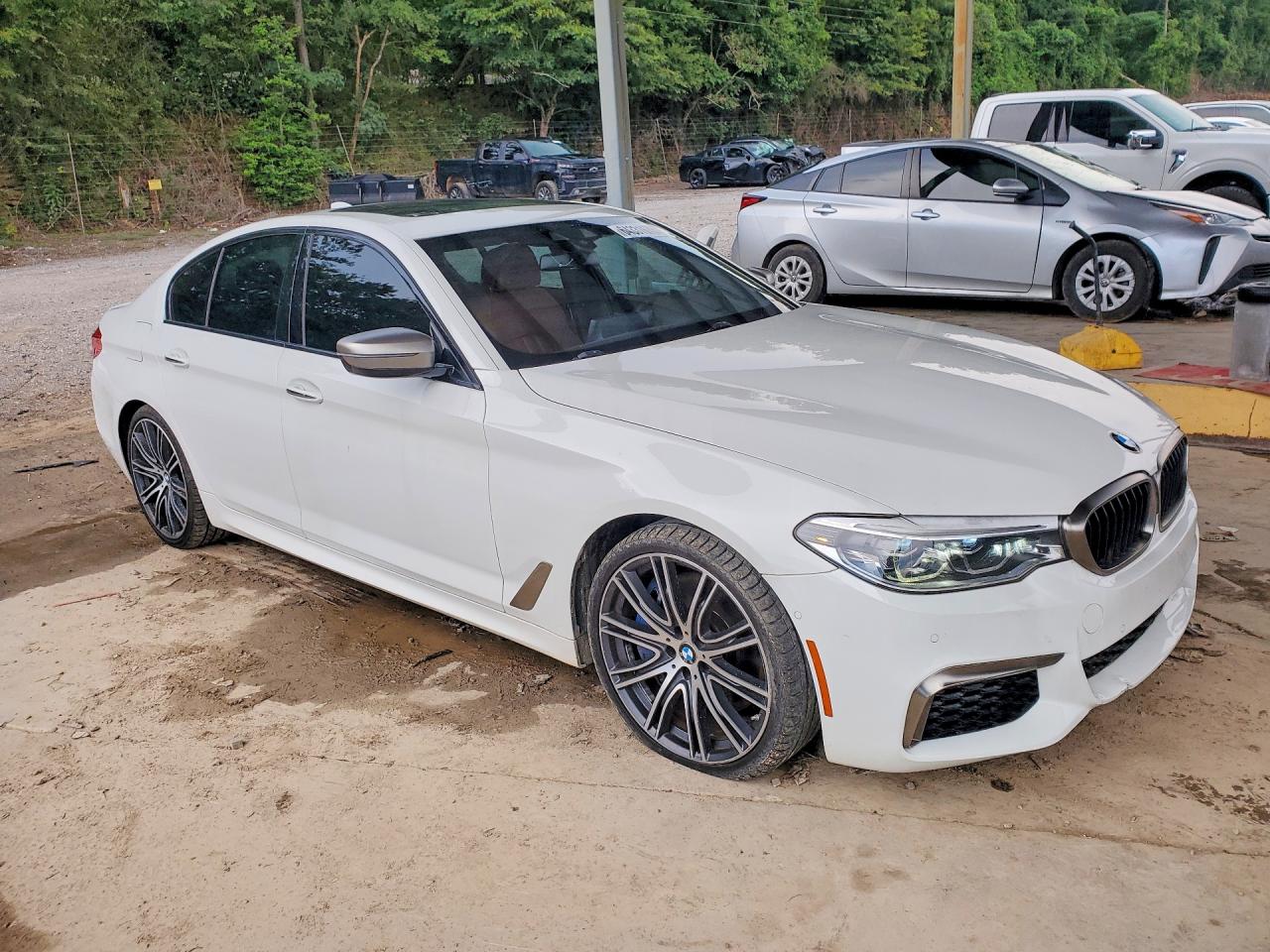 WBAJB9C50JB287157 · 2018 BMW M550XI · 4/12