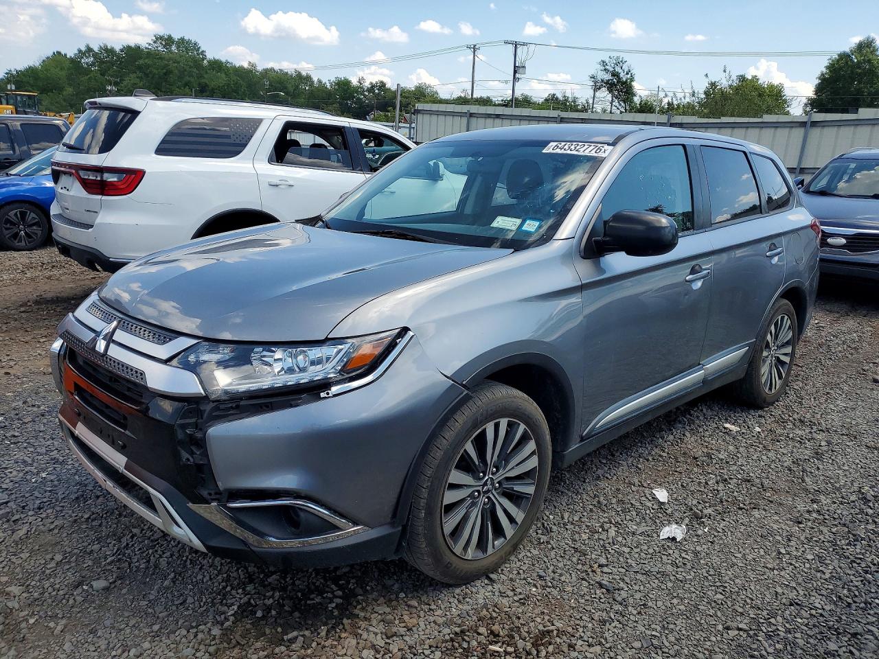 JA4AD2A35LZ004570 · 2020 MITSUBISHI OUTLANDER