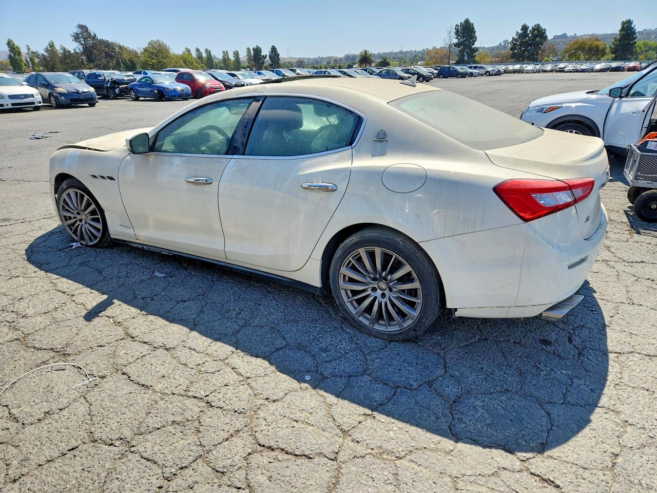 ZAM57YSA8J1300480 · 2018 MASERATI GHIBLI · 2/13