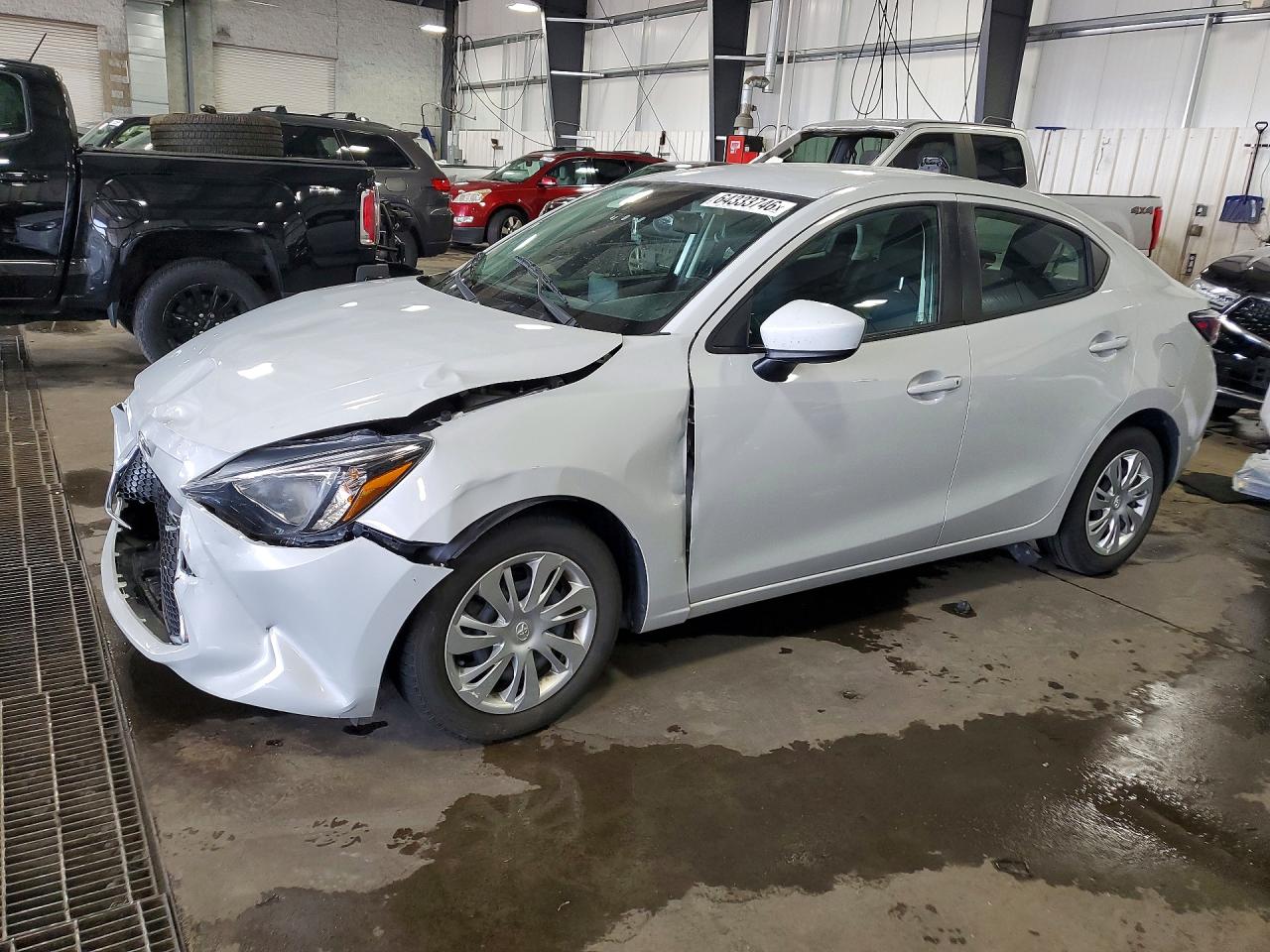 3MYDLBYV9LY716279 · 2020 TOYOTA YARIS