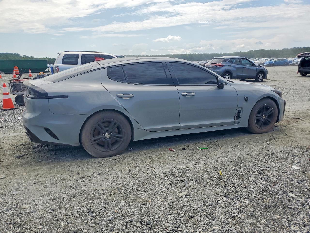 KNAE45LC3J6020803 · 2018 KIA STINGER · 3/13