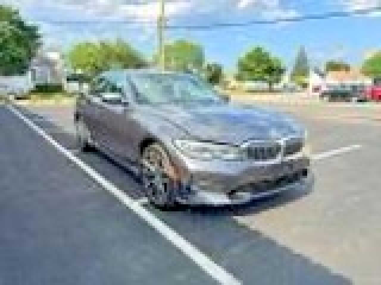 3MW5R7J02L8B39234 · 2020 BMW 330XI