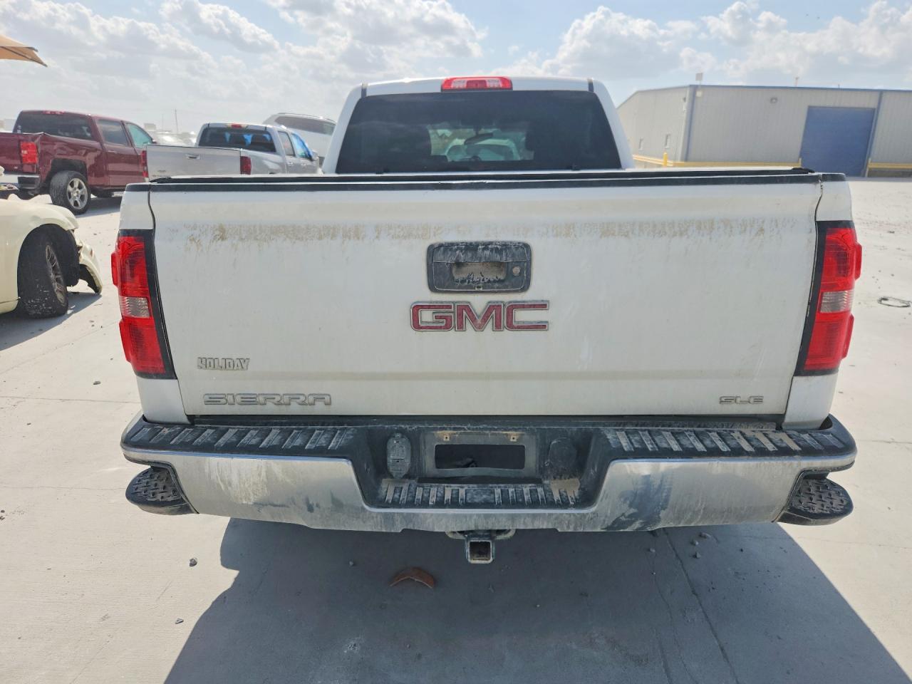 1GTR1UEH6FZ161970 · 2015 GMC SIERRA · 6/12