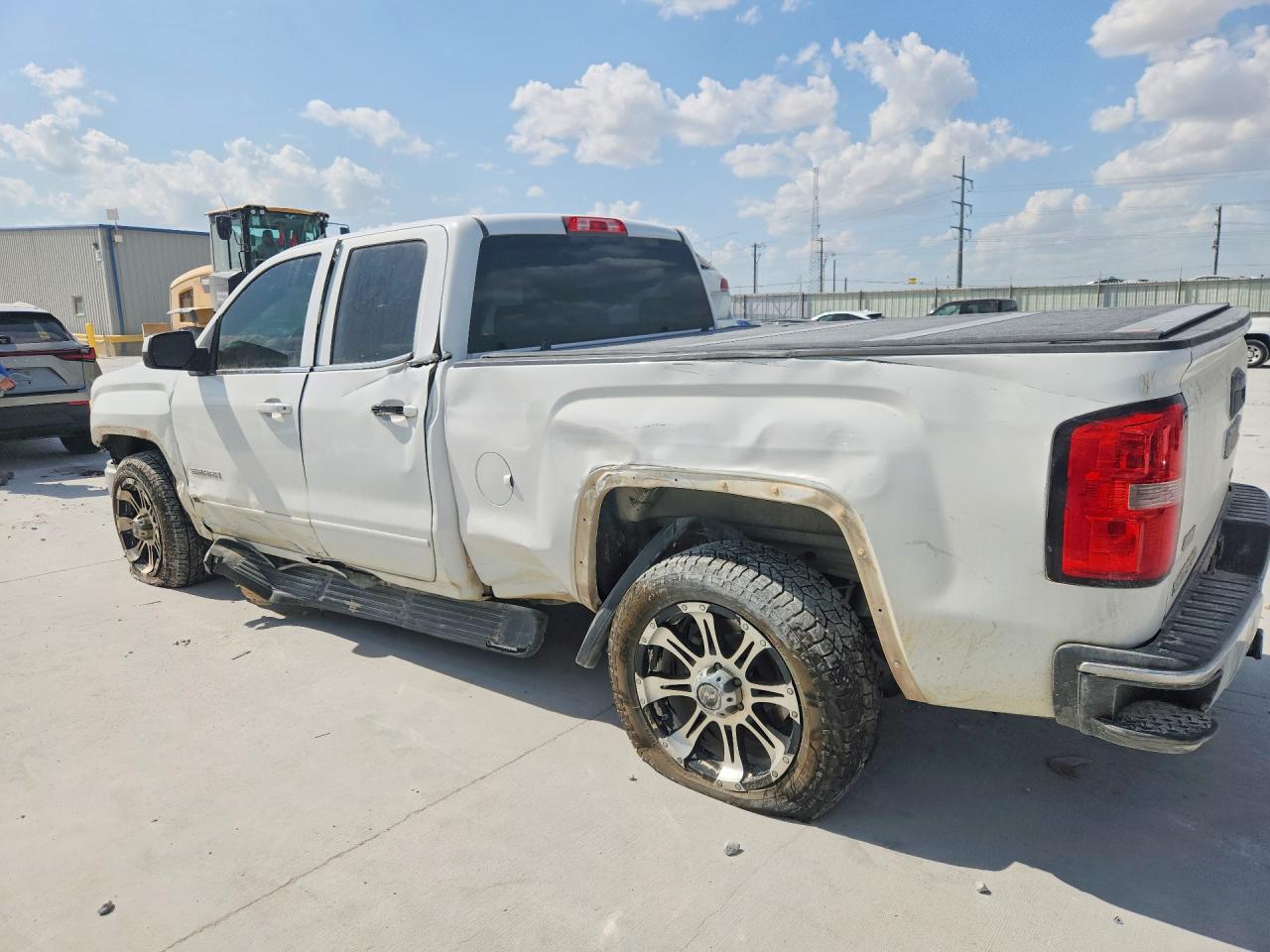 1GTR1UEH6FZ161970 · 2015 GMC SIERRA · 2/12