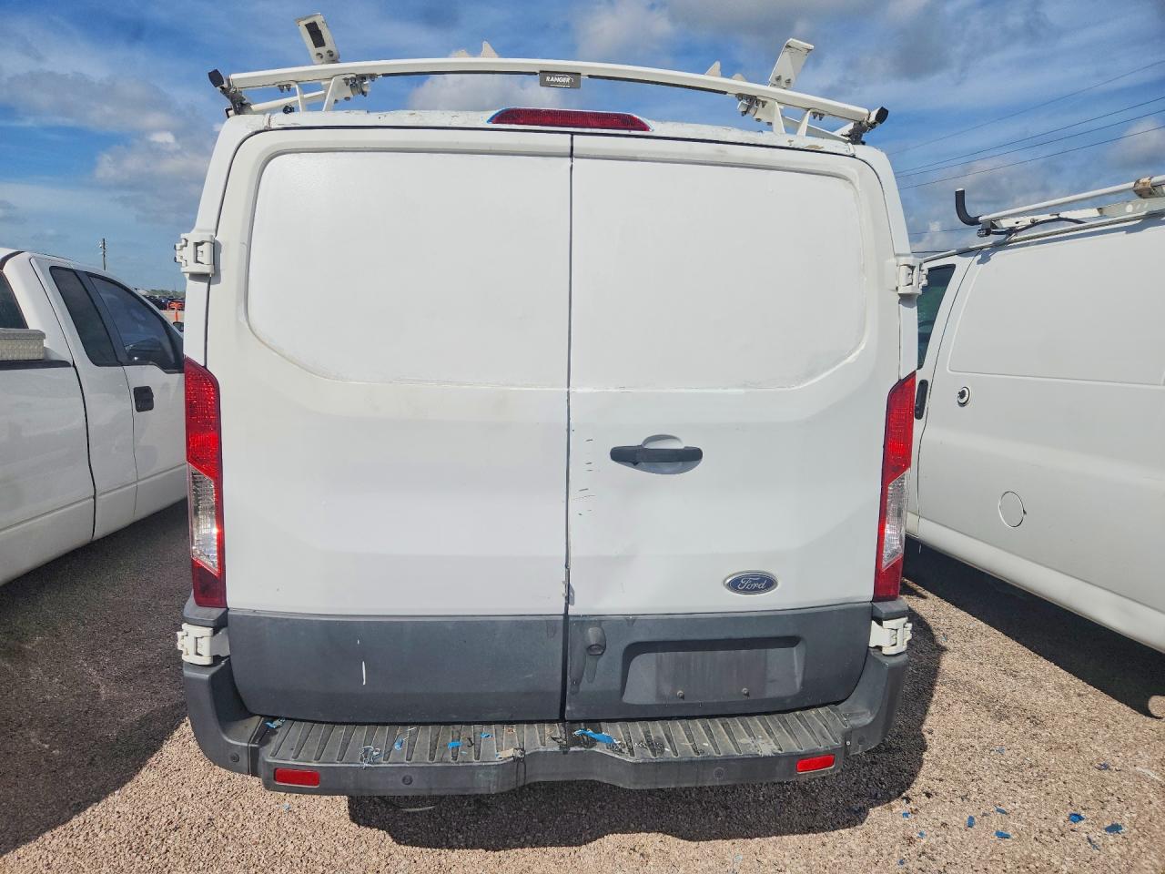 1FTYE1ZM1HKA65746 · 2017 FORD TRANSIT · 6/13