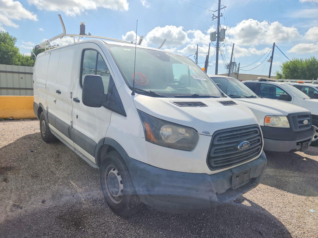 1FTYE1ZM1HKA65746 · 2017 FORD TRANSIT · 4/13
