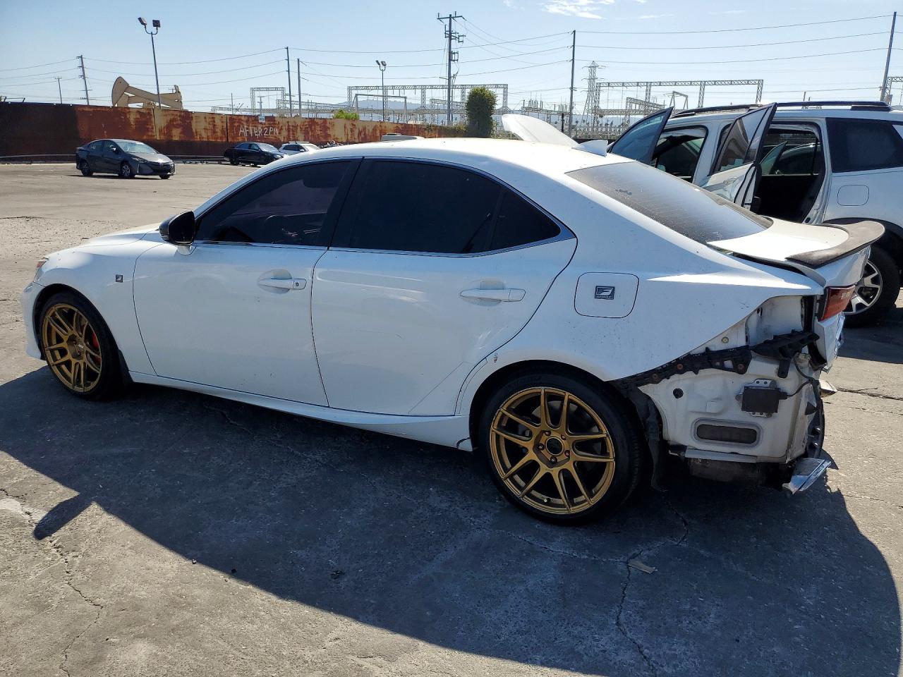 JTHBE1D27F5019070 · 2015 LEXUS IS · 2/13