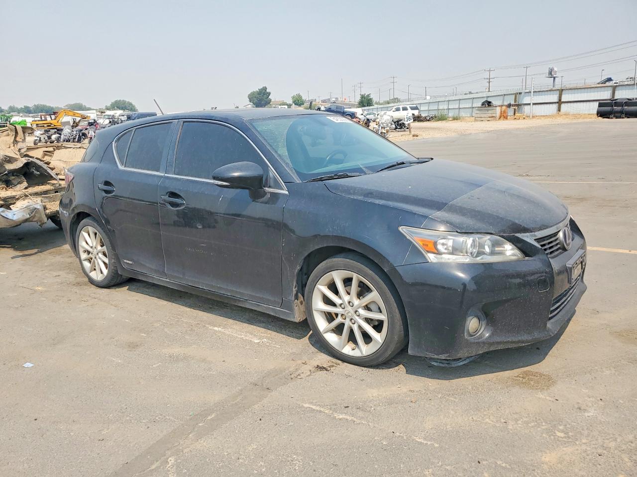 JTHKD5BH2B2010015 · 2011 LEXUS CT · 4/12