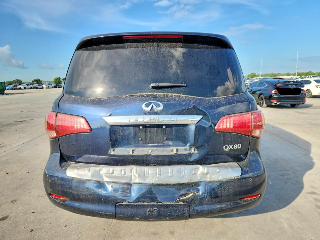 JN8AZ2NC8F9371876 · 2015 INFINITI QX80 · 6/13