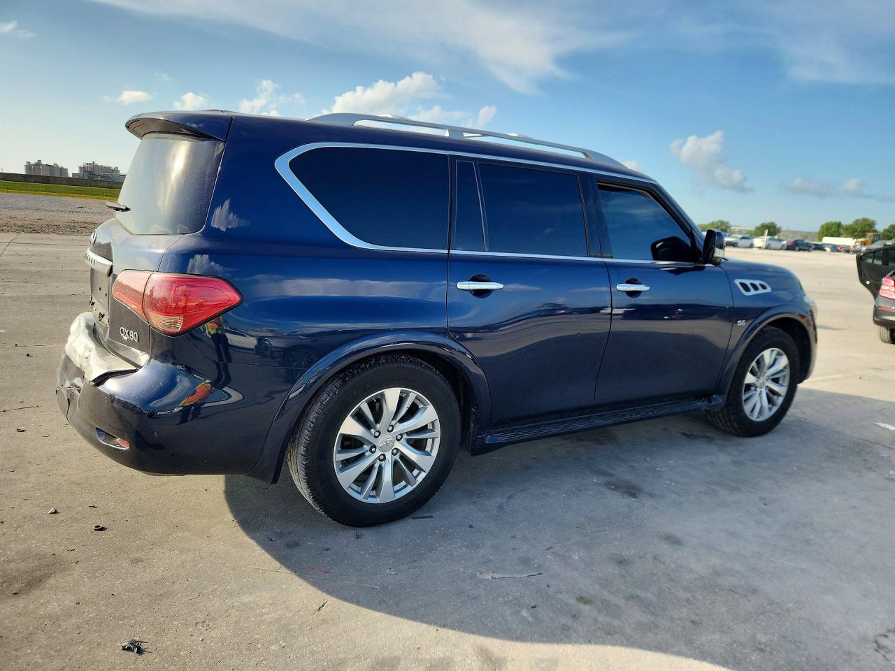JN8AZ2NC8F9371876 · 2015 INFINITI QX80 · 3/13