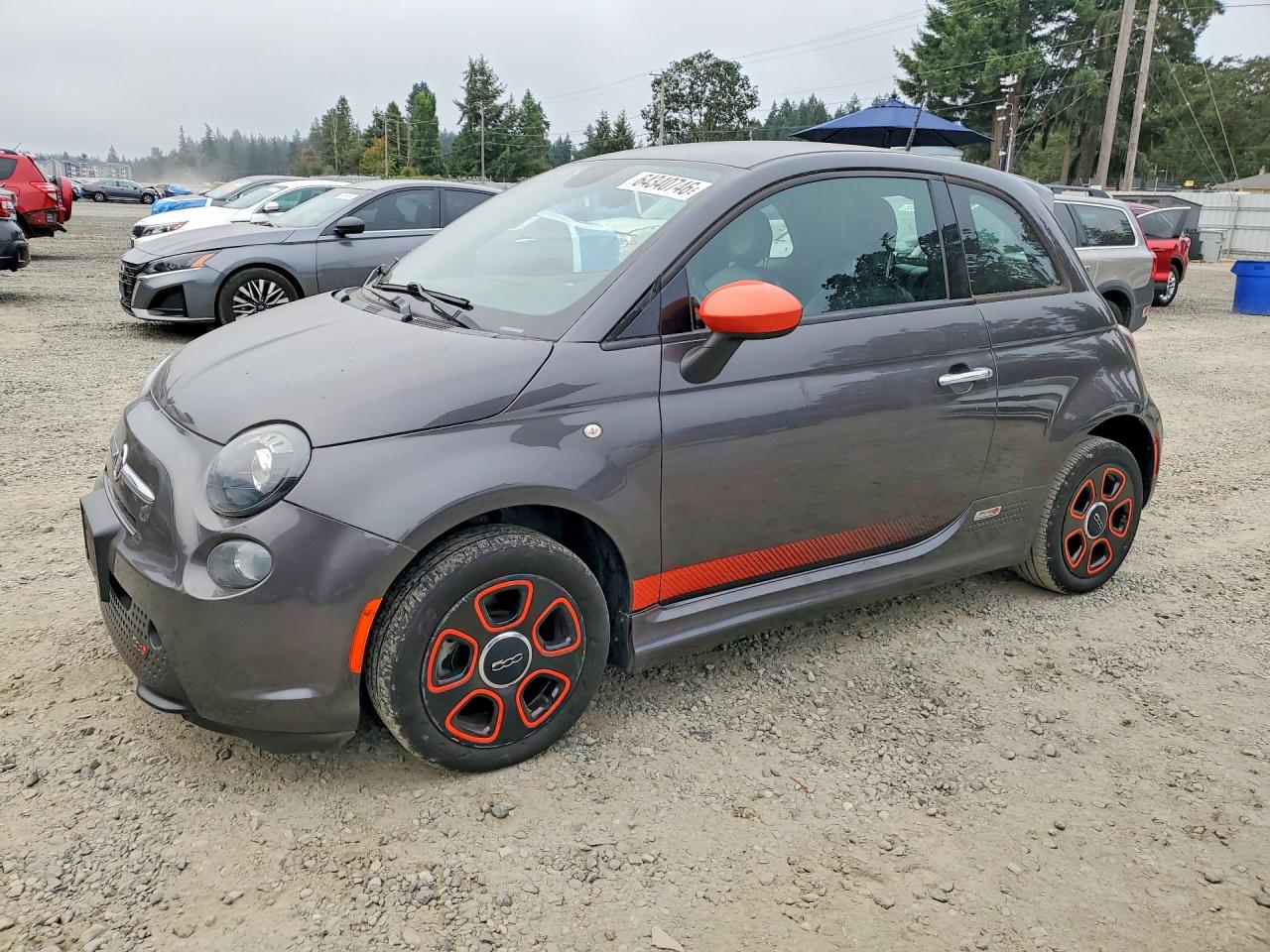3C3CFFGE8FT585717 · 2015 FIAT 500