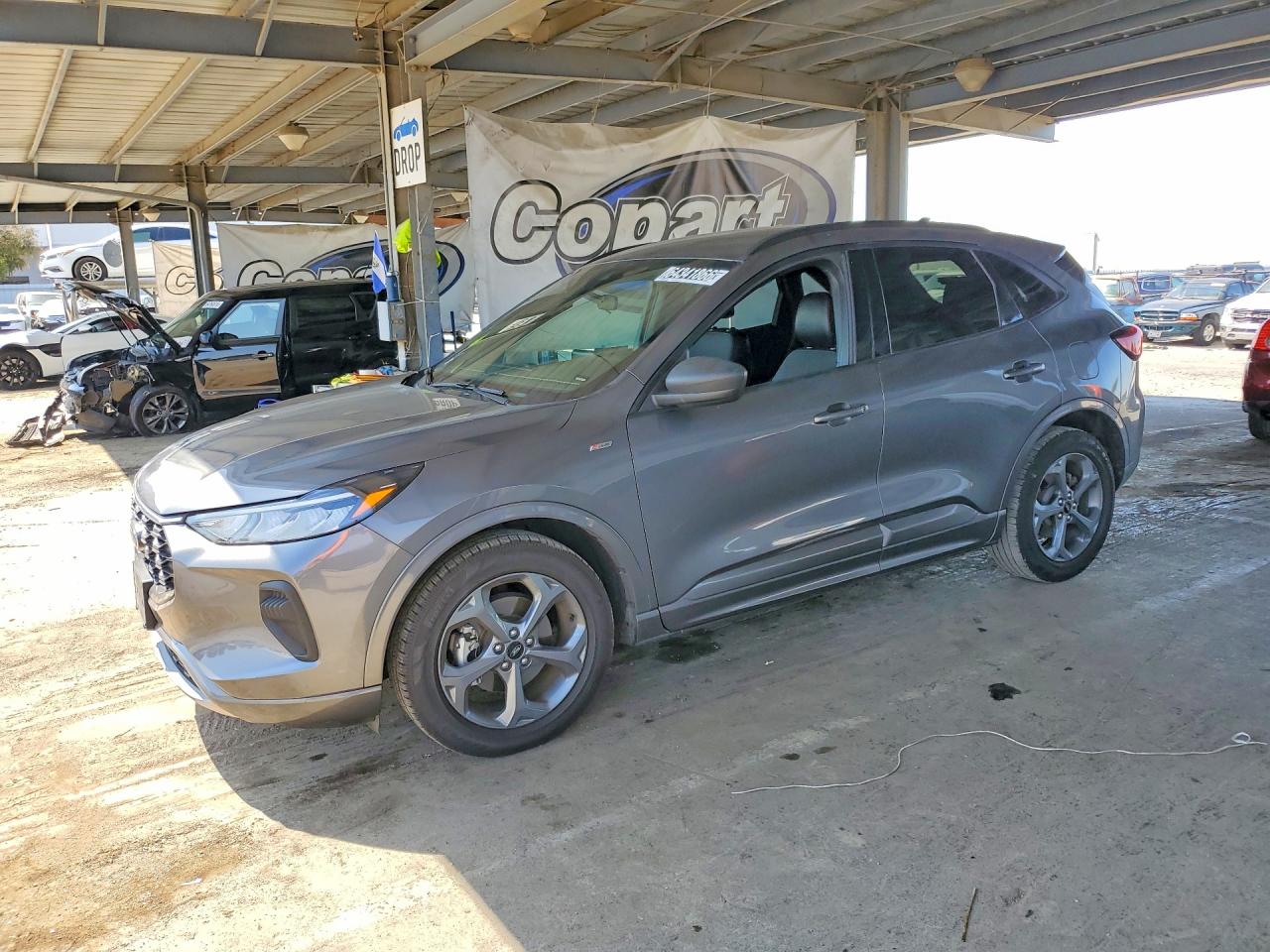 1FMCU0MN8PUA79763 · 2023 FORD ESCAPE