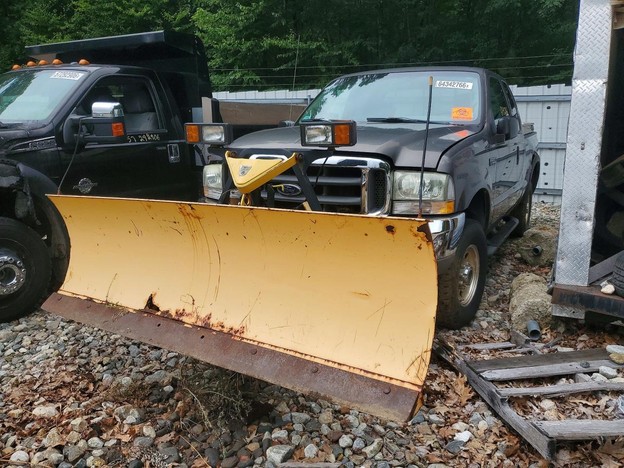 1FTNX21L74EB32056 · 2004 FORD F250