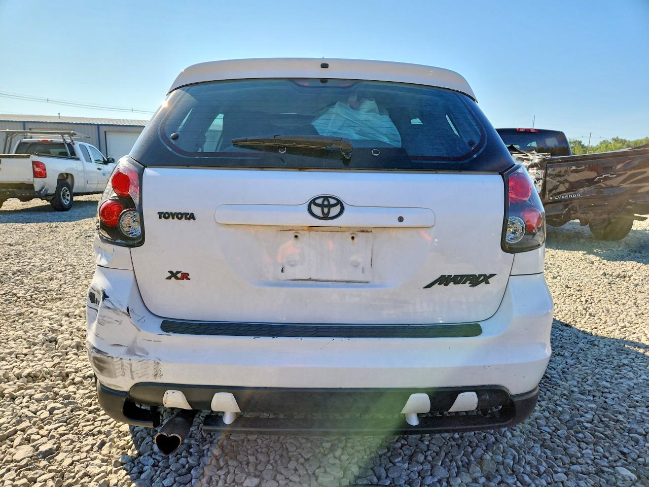 2T1KR32E95C346103 · 2005 TOYOTA MATRIX · 6/12
