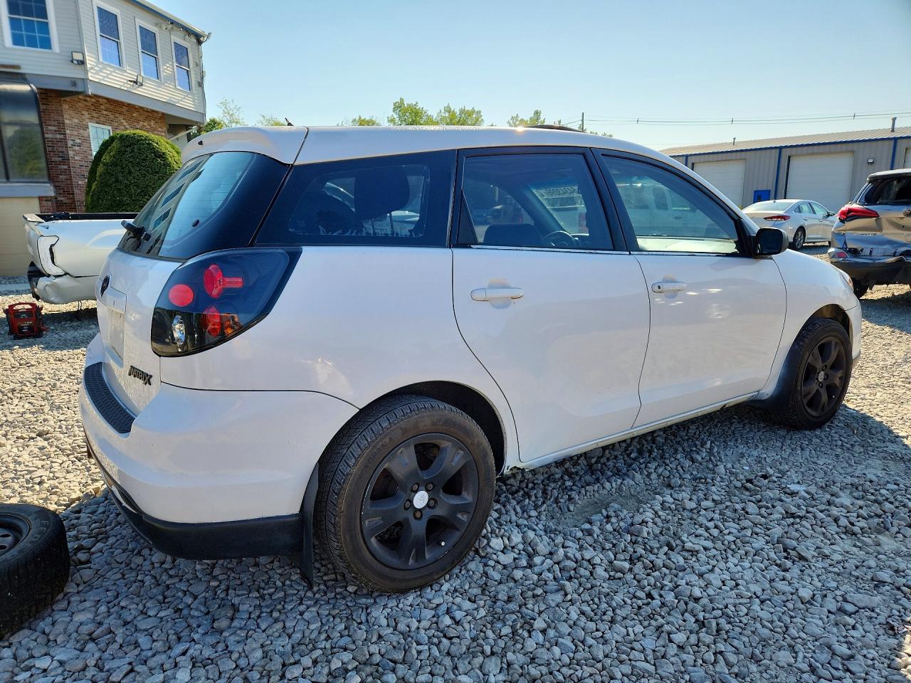 2T1KR32E95C346103 · 2005 TOYOTA MATRIX · 3/12