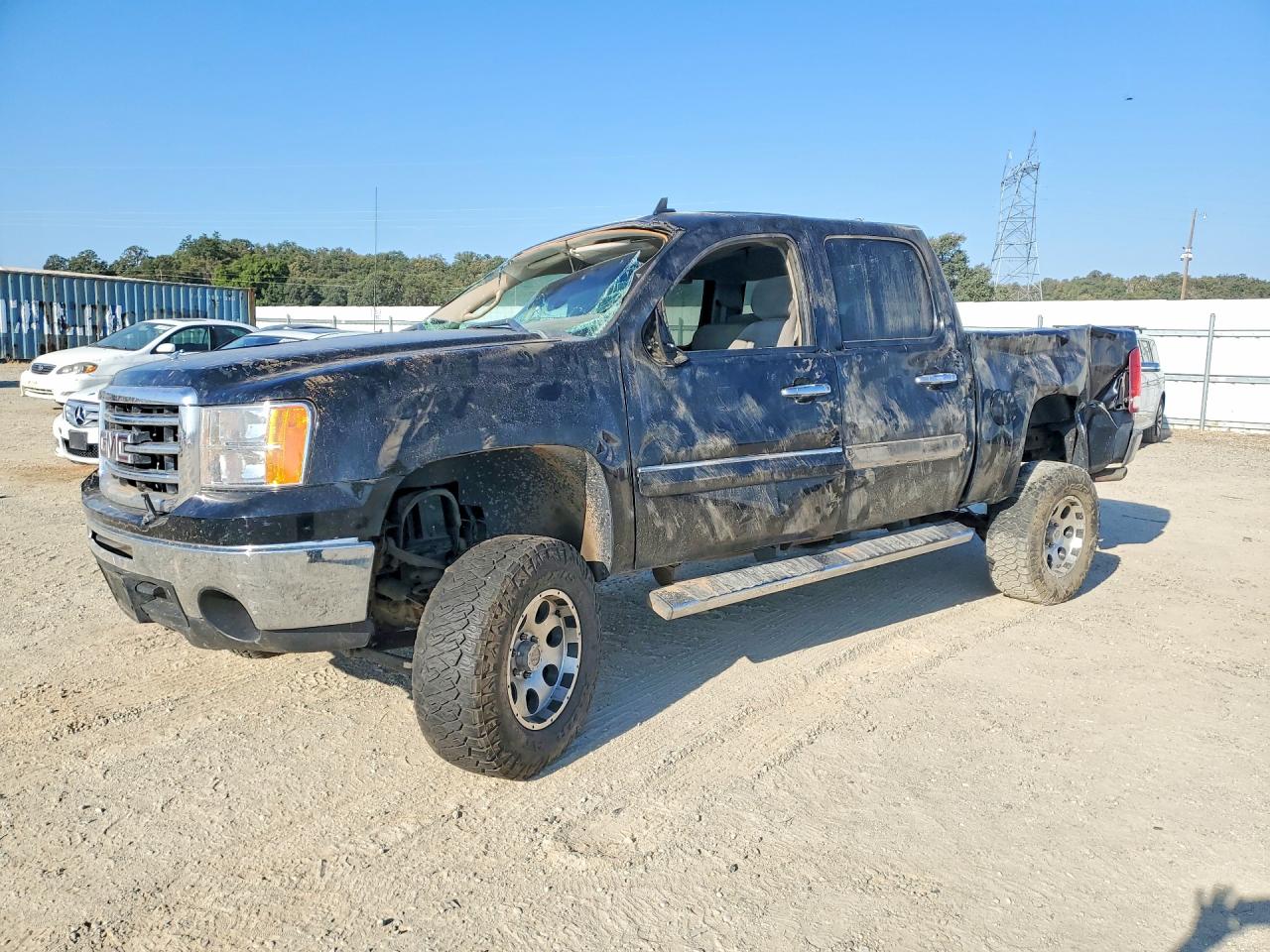 3GTP2VE7XDG300352 · 2013 GMC SIERRA