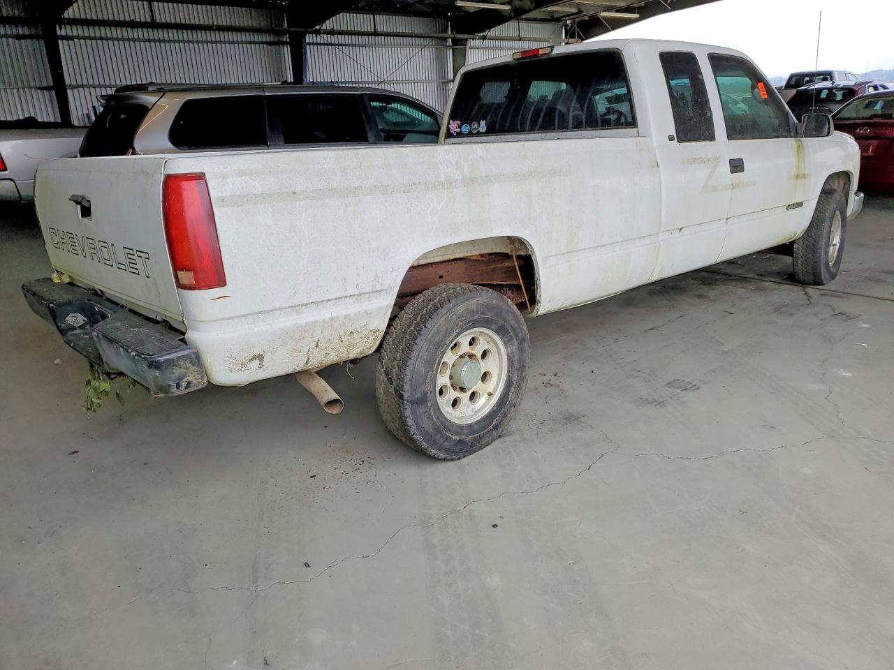 1GCGC29R6WE249336 · 1998 CHEVROLET GMT-400 · 3/12