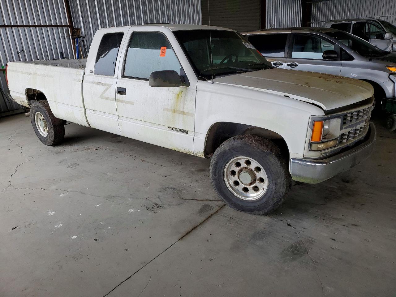 1GCGC29R6WE249336 · 1998 CHEVROLET GMT-400 · 4/12