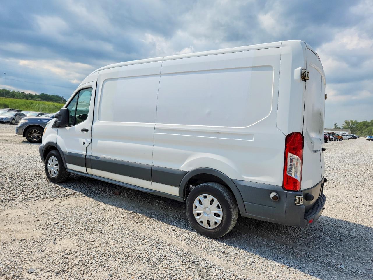 1FTYE2CM7GKA38435 · 2016 FORD TRANSIT · 2/13