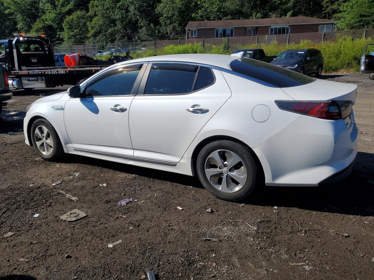 KNAGM4AD3F5088708 · 2015 KIA OPTIMA · 2/12