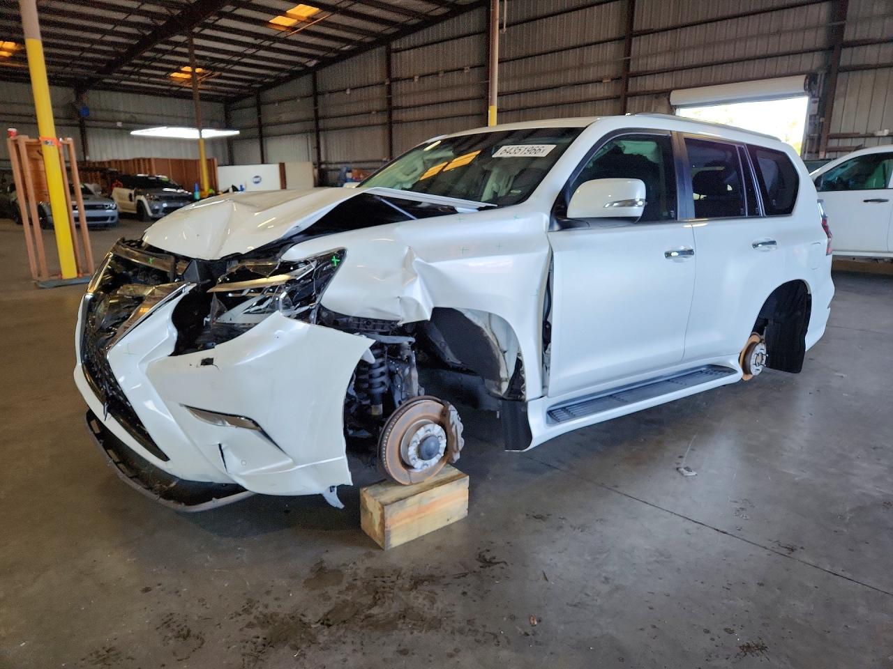JTJAM7BX3L5253815 · 2020 LEXUS GX