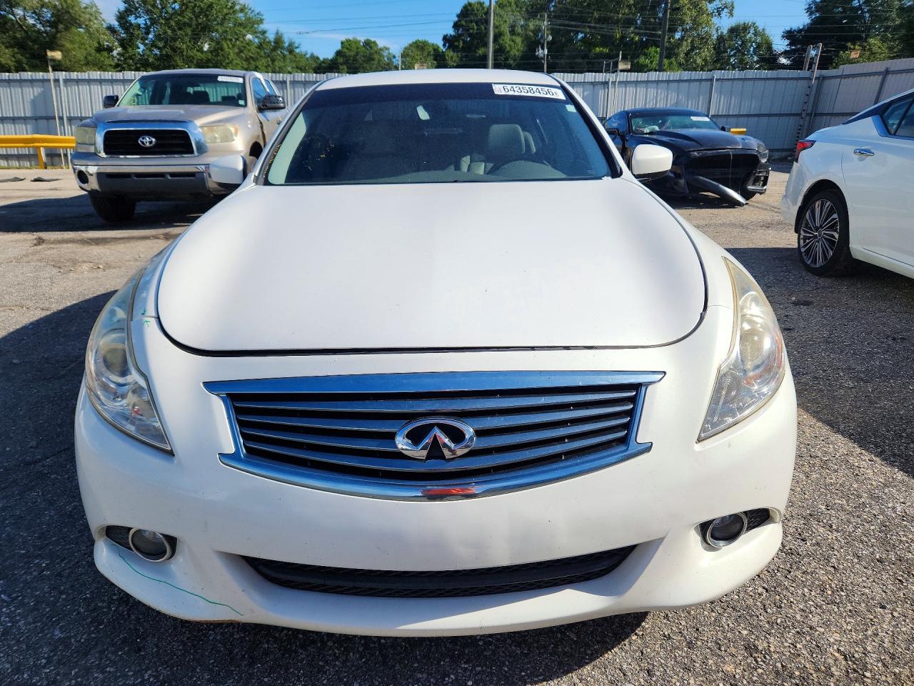 JN1CV6AP0FM500063 · 2015 INFINITI Q40 · 5/12