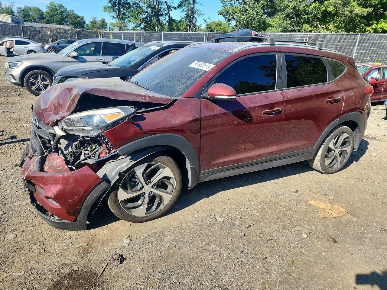 KM8J3CA27GU246491 · 2016 HYUNDAI TUCSON