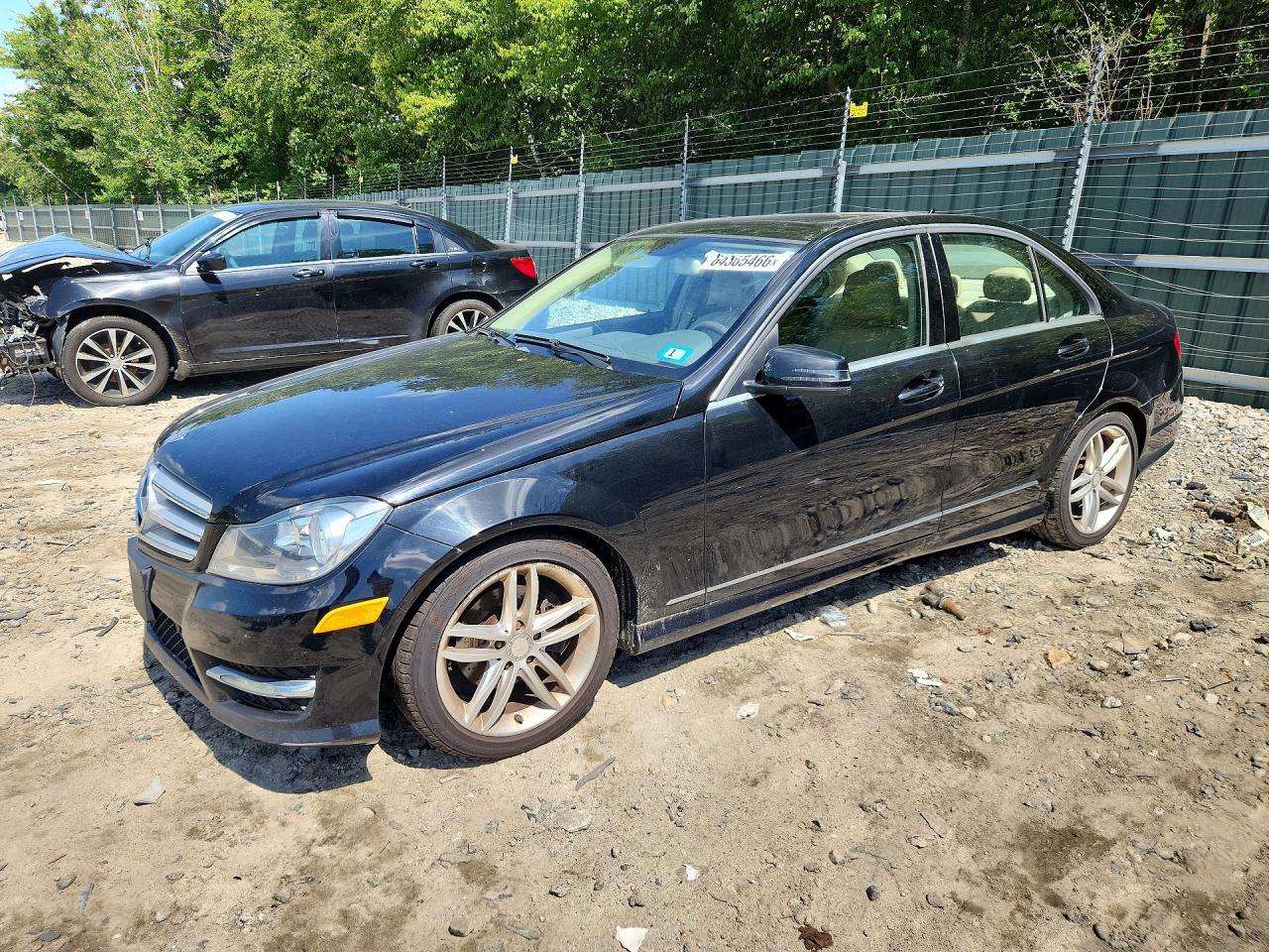 WDDGF8BB8CR198035 · 2012 MERCEDES-BENZ C
