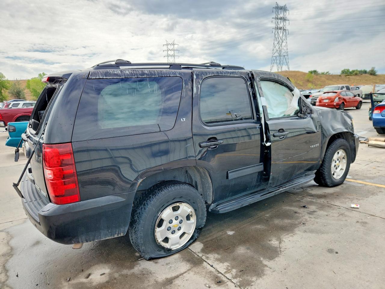 1GNSKBE08CR132423 · 2012 CHEVROLET TAHOE · 3/13