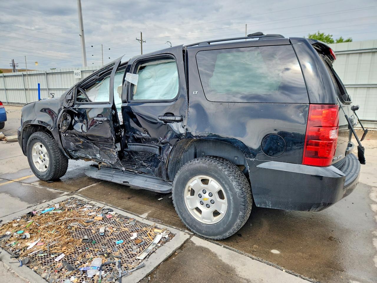 1GNSKBE08CR132423 · 2012 CHEVROLET TAHOE · 2/13
