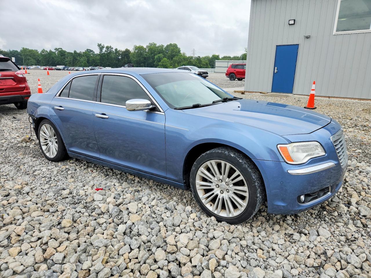 2C3CA6CT0BH579500 · 2011 CHRYSLER 300C · 4/13