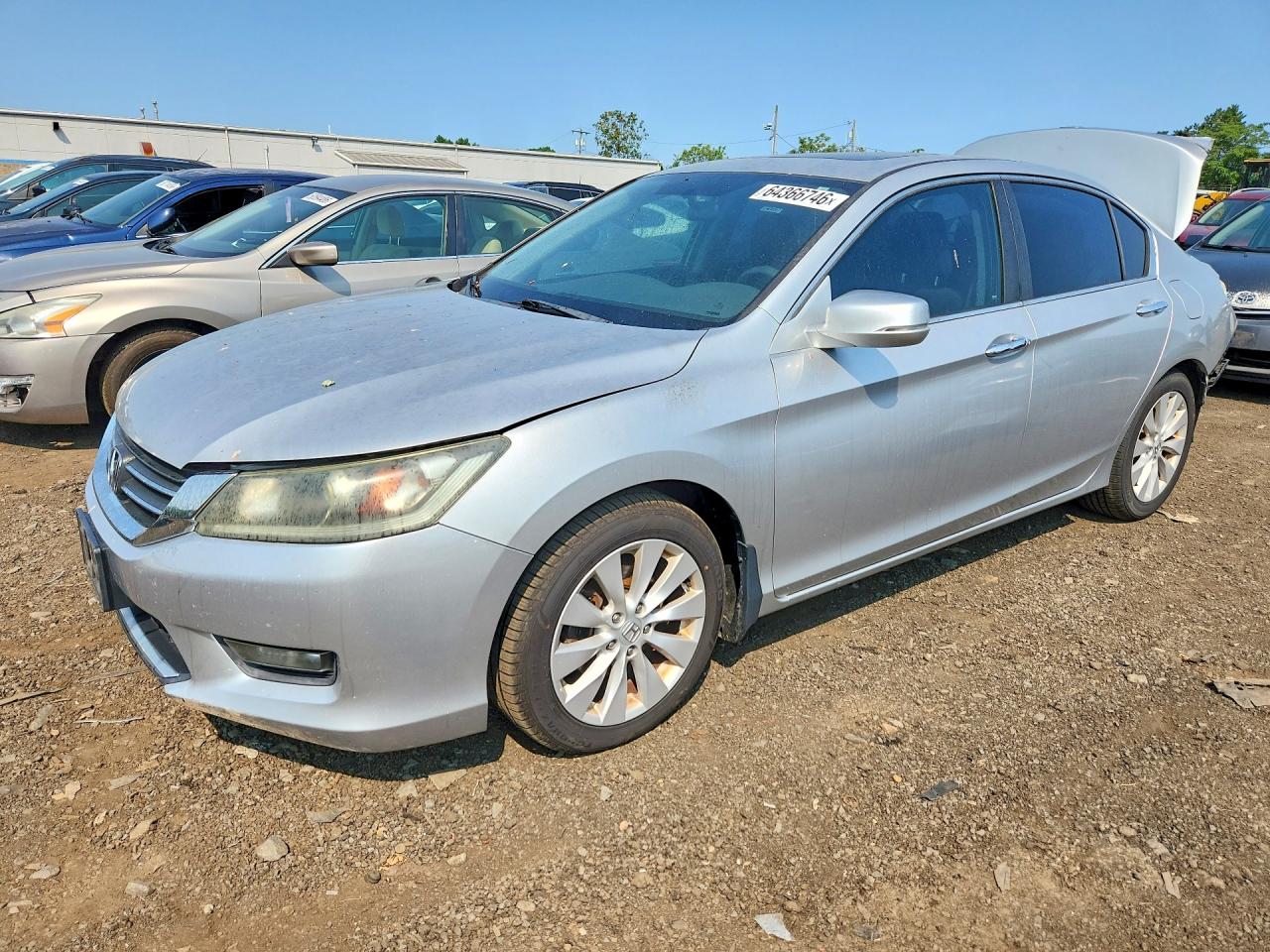 1HGCR2F72FA051572 · 2015 HONDA ACCORD