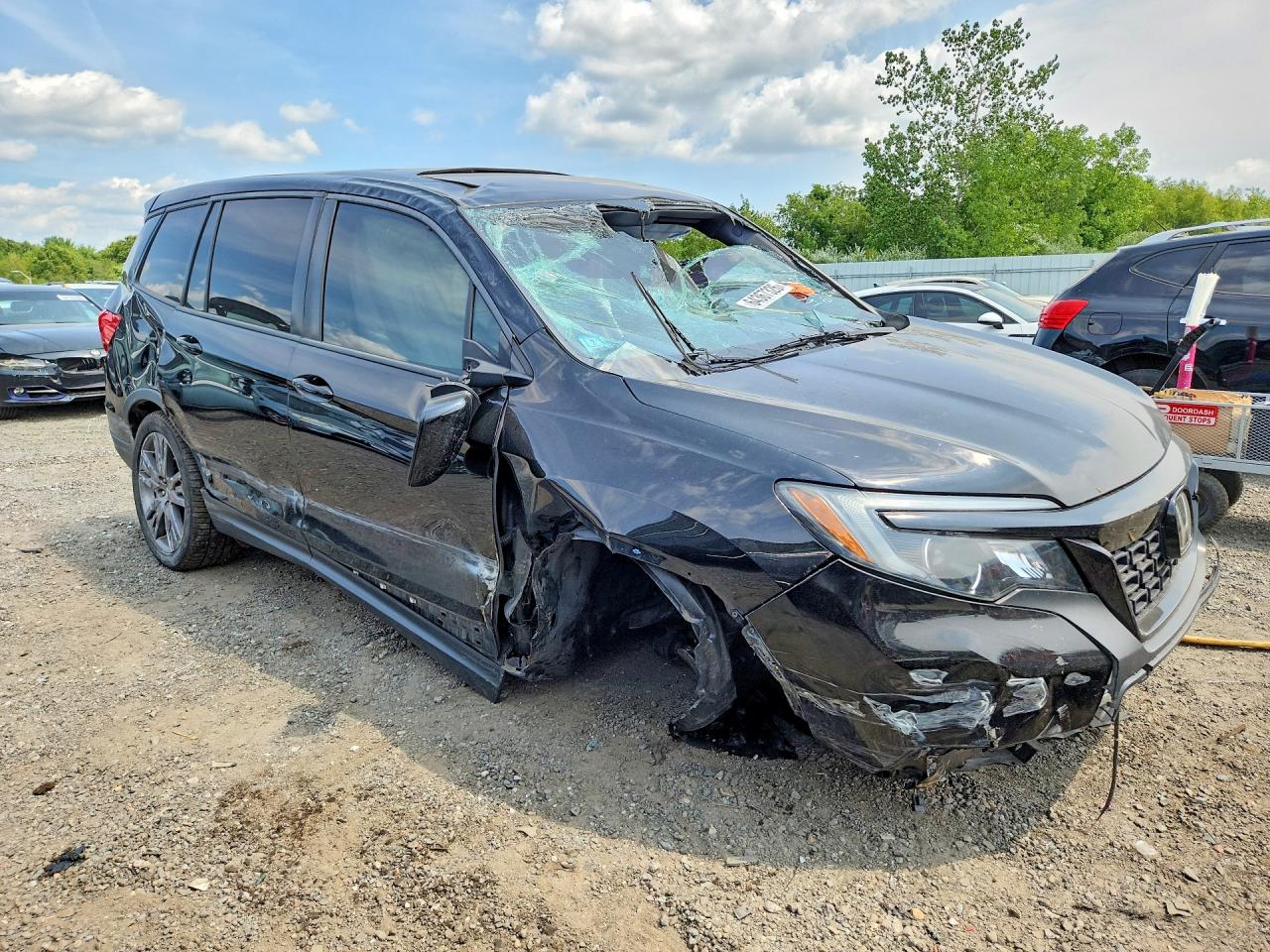 5FNYF8H5XKB017893 · 2019 HONDA PASSPORT · 4/13