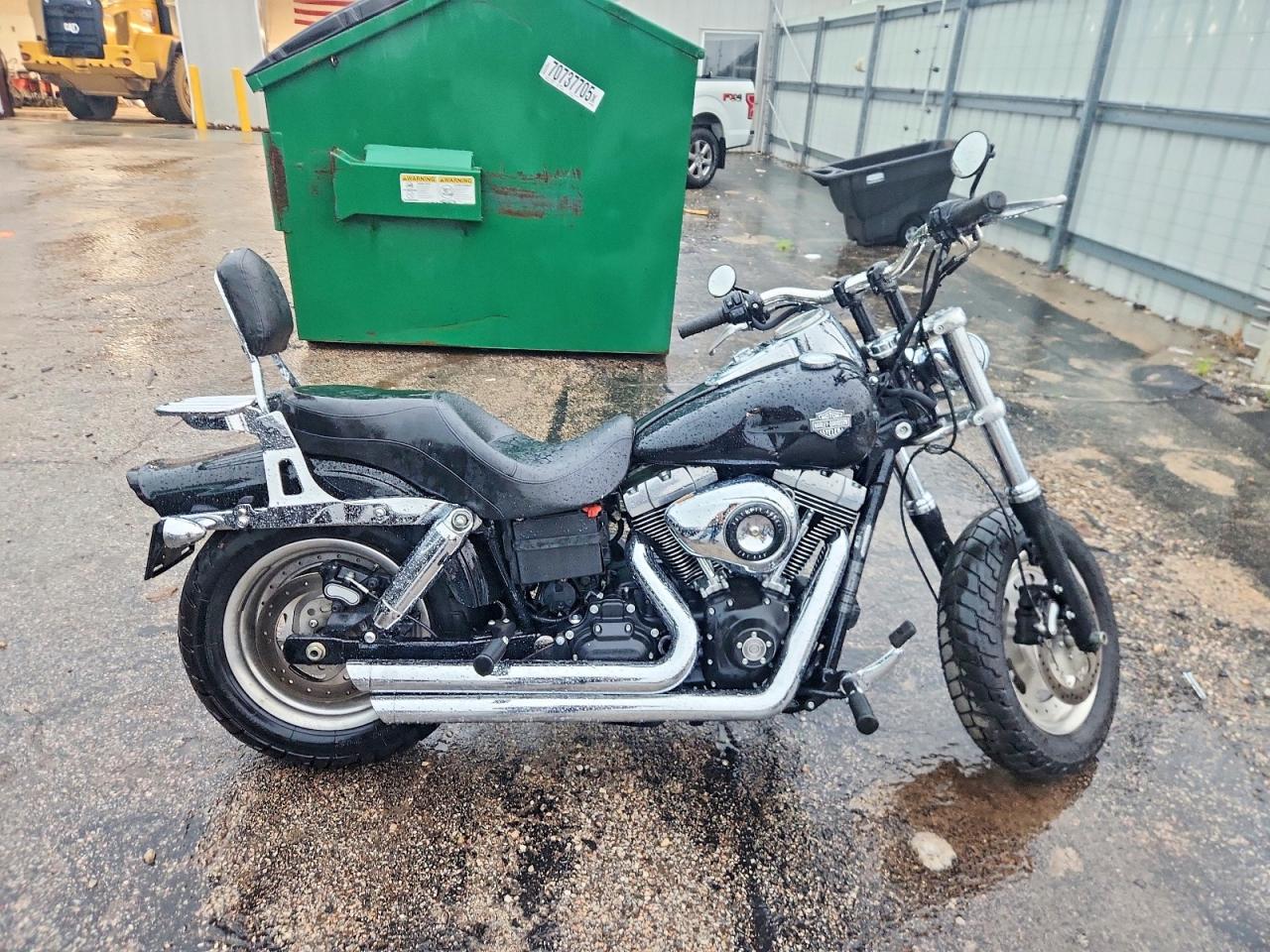 1HD1GY415AC314985 · 2010 HARLEY-DAVIDSON FXDF