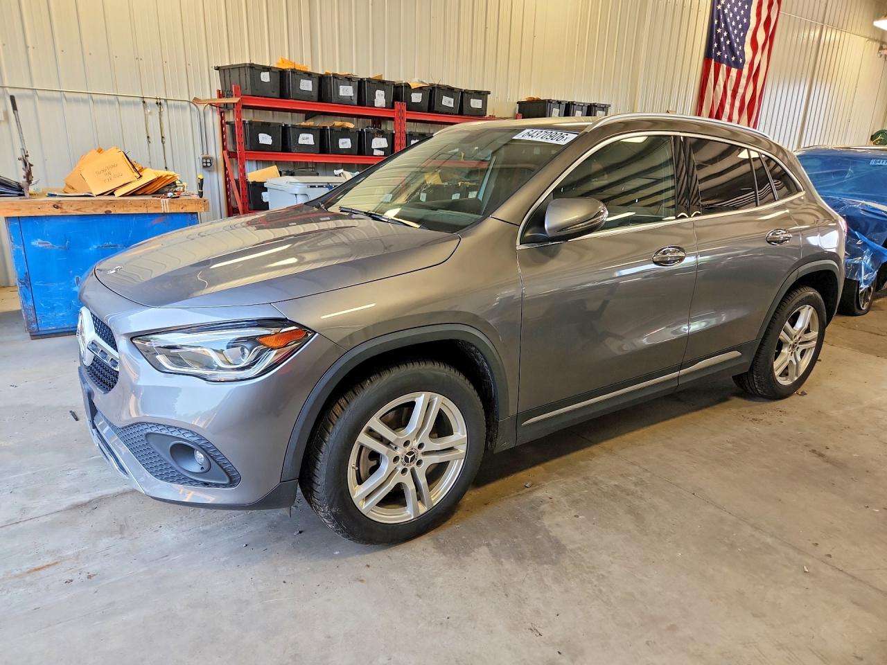 W1N4N4HB5MJ121521 · 2021 MERCEDES-BENZ GLA
