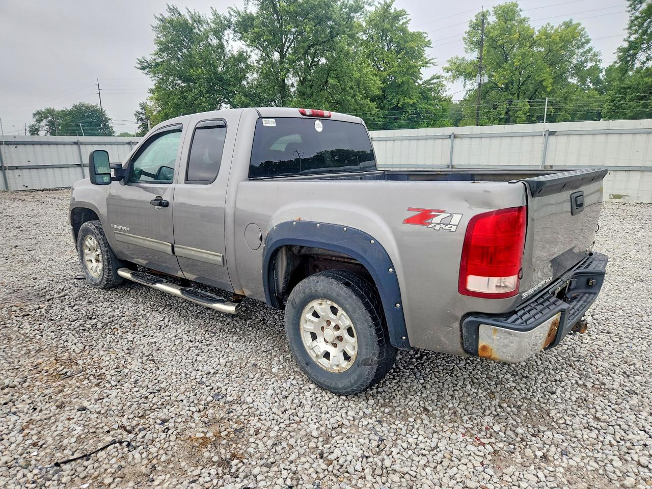 1GTEK19J17Z587784 · 2007 GMC SIERRA · 2/12