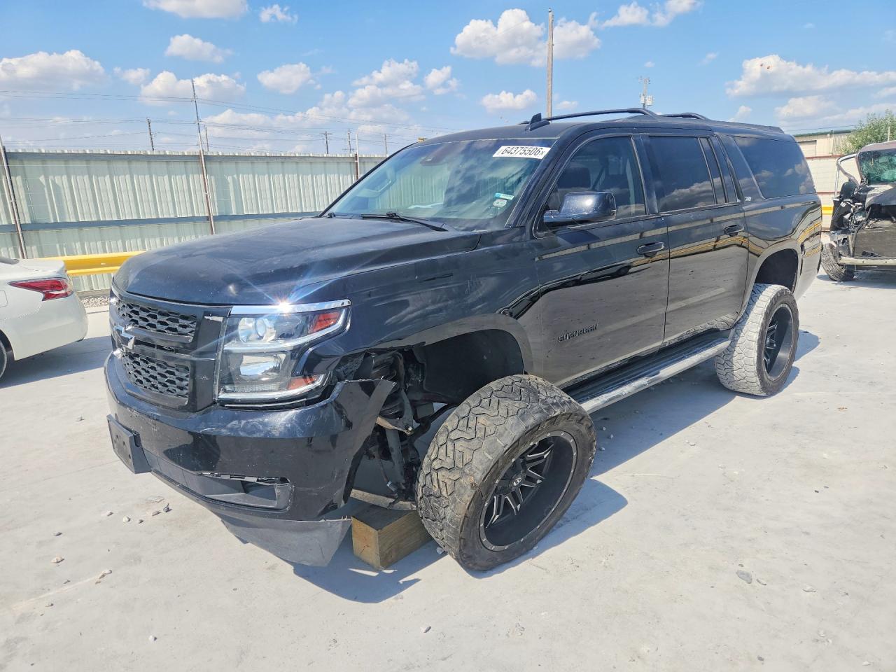 1GNSKJKC0FR579437 · 2015 CHEVROLET SUBURBAN