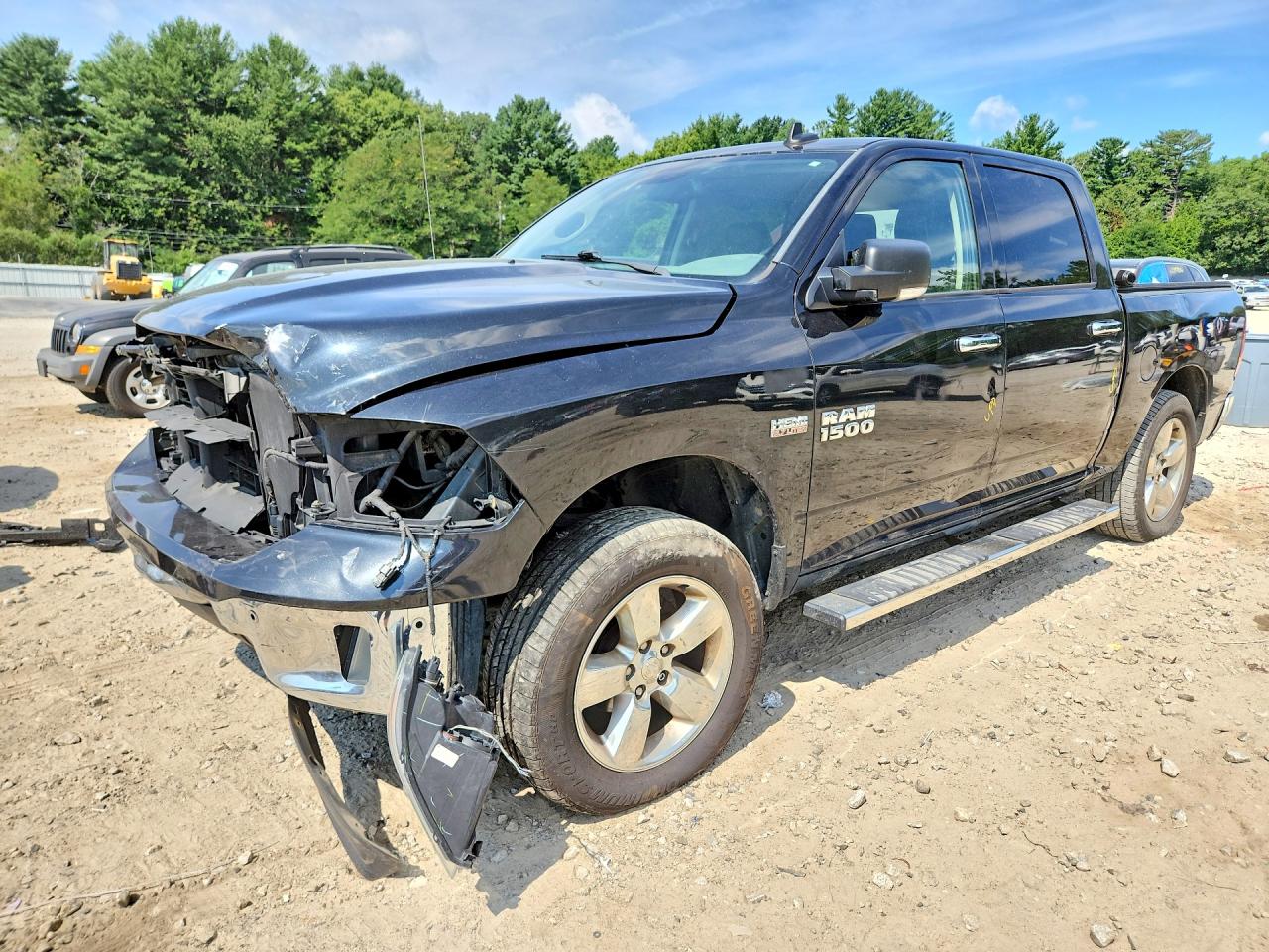 3C6RR7LT2GG388860 · 2016 RAM 1500
