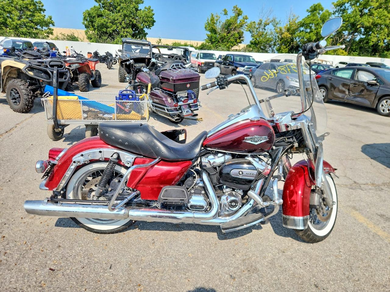 1HD1FBC17KB611328 · 2019 HARLEY-DAVIDSON FLHR