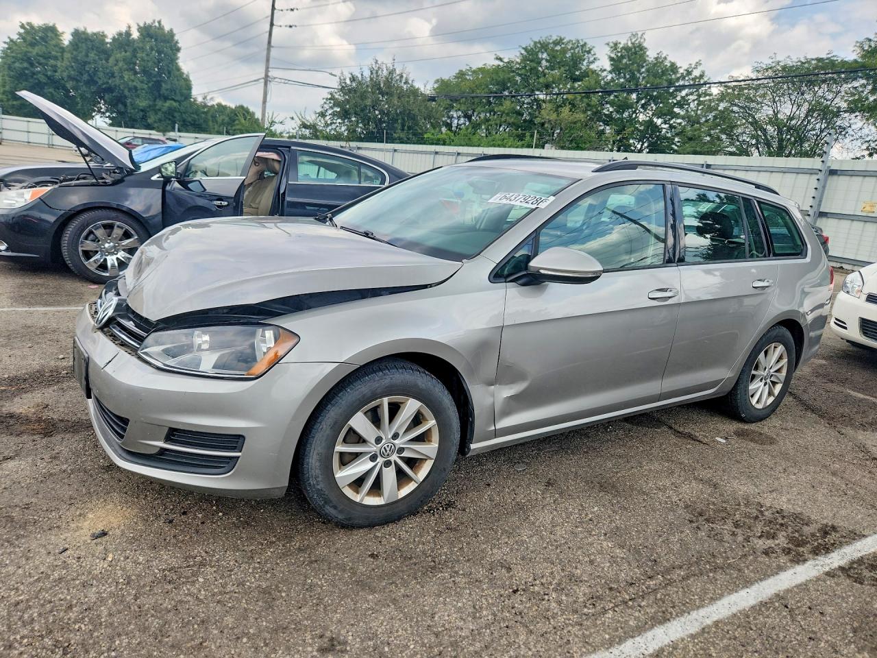 3VWA17AU5FM509631 · 2015 VOLKSWAGEN GOLF SPORTWAGEN