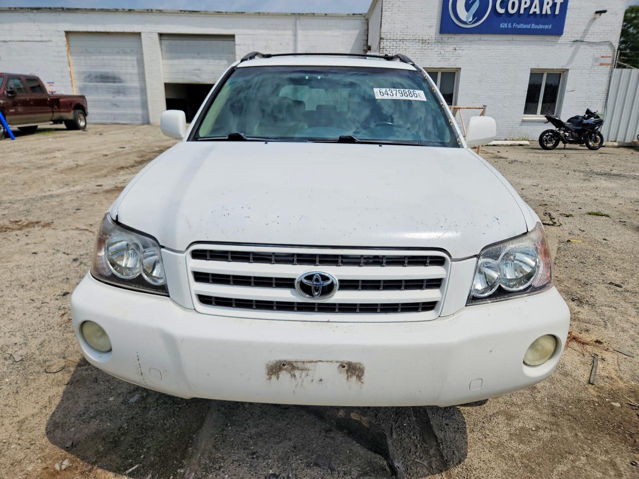 JTEGF21A430120643 · 2003 TOYOTA HIGHLANDER · 5/13